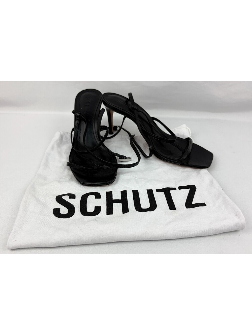 Schutz Women's Black Strappy Leather Size 6.5B Heels